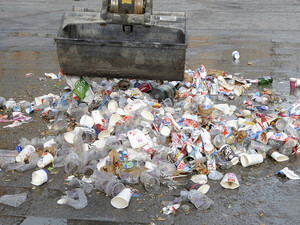 Sportgroßveranstaltungen produzieren viel Müll. Foto: picture-alliance