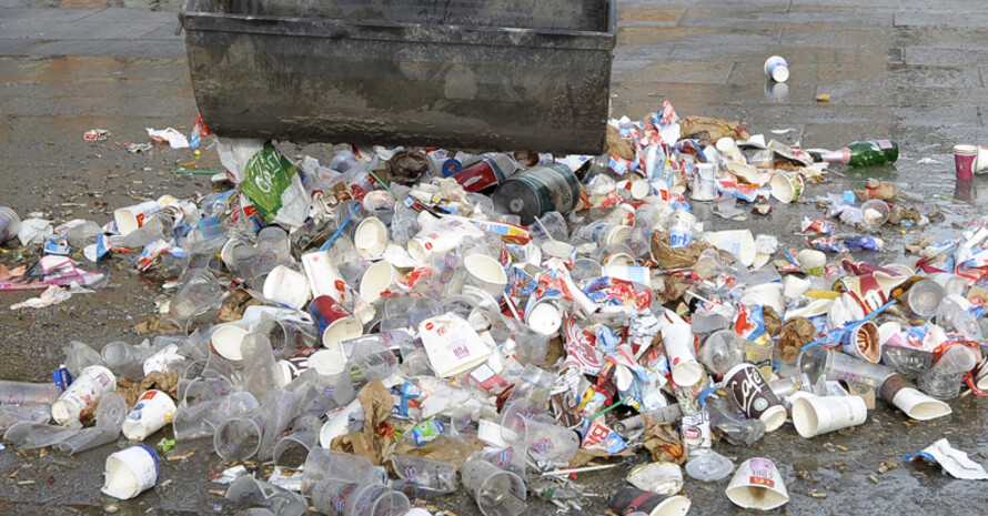 Sportgroßveranstaltungen produzieren viel Müll. Foto: picture-alliance